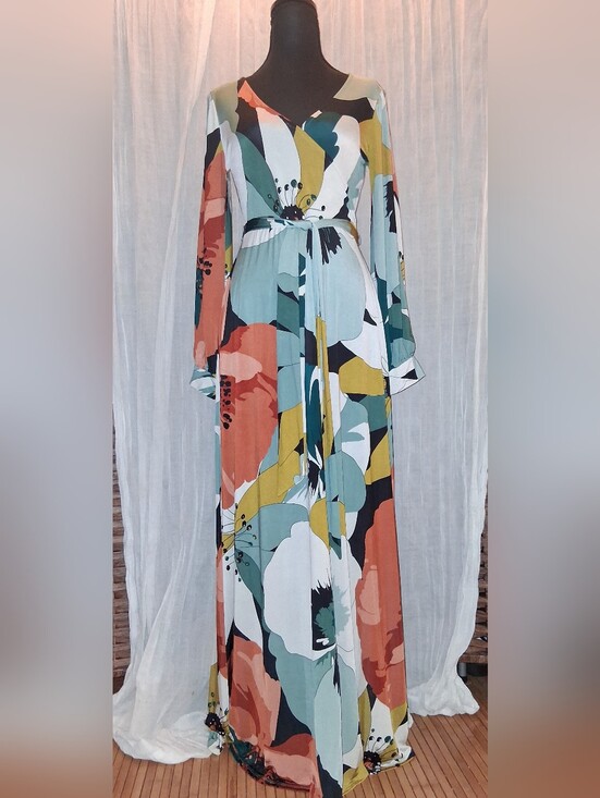 one clothing Dresses & Skirts - Floral V-Neck Long Sleeve Maxi Dress in Teal & Coral
